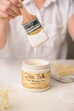 Dixie Belle - Magnolia Chalk Mineral Paint - Southern Roots Collection